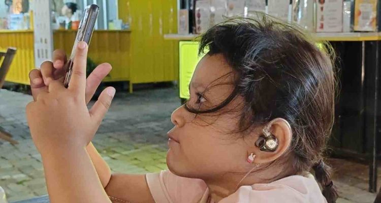 Usia ideal anak dikasih gadget